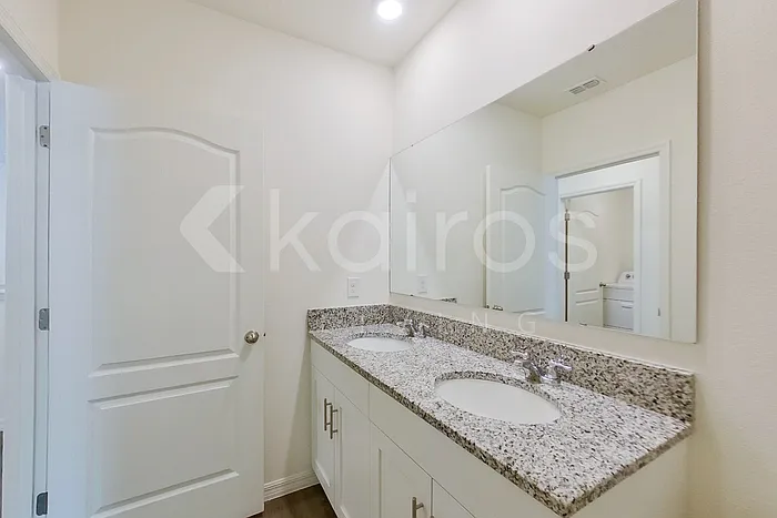 32122 Katelin Cir — Photo 9