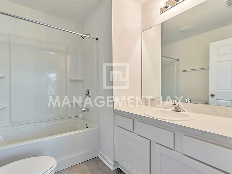 8346 Asteroid St #1 — Photo 9