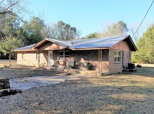 7152 Gilley Rd, Grand Ridge, FL 32442