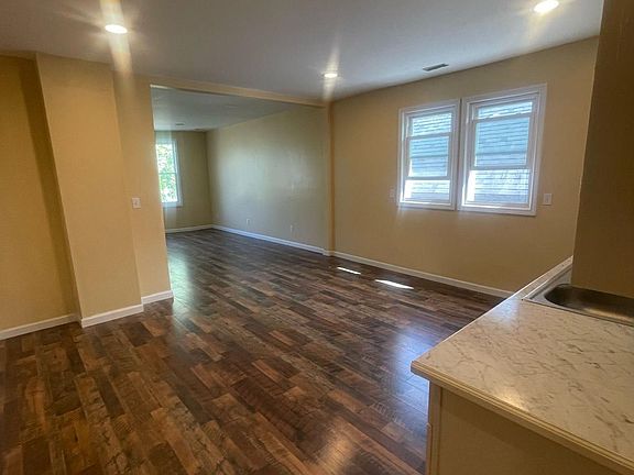 2nd image of 28 Arkansas St APT 2