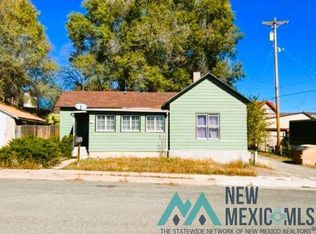 224 Apache Ave, Raton, NM 87740