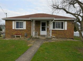 729 W Grant St, Houston, PA 15342