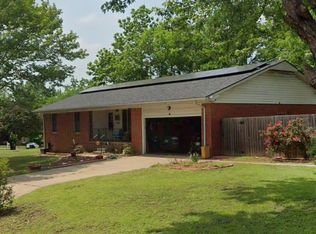 525 S Morrison Dr, Ada, OK 74820