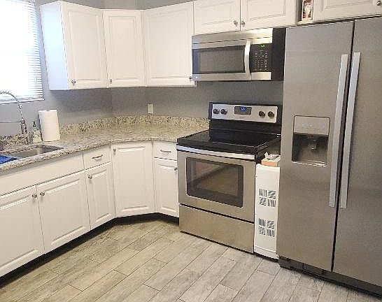 4th image of 1133 Westdale Dr