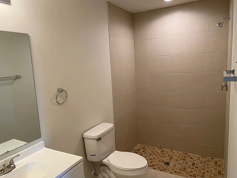 $250 move in special - 3 bedroom, 2 bath Duplex — Photo 17