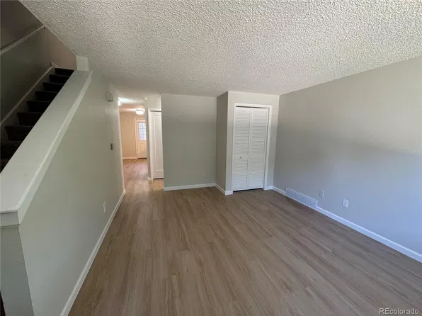 205 E Longs Peak Ave #C, Longmont, CO 80504