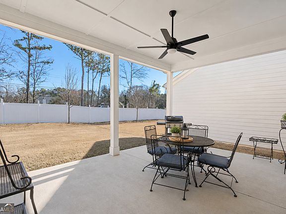 3rd image of 45 Birchfield Ct