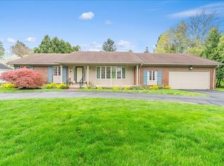1131 Riverside Dr, Owosso, MI 48867