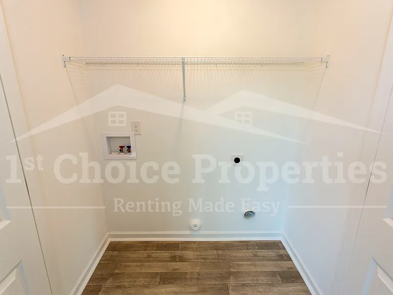 118 Shaley Street4631 Eider Road4631 Rd — Photo 7
