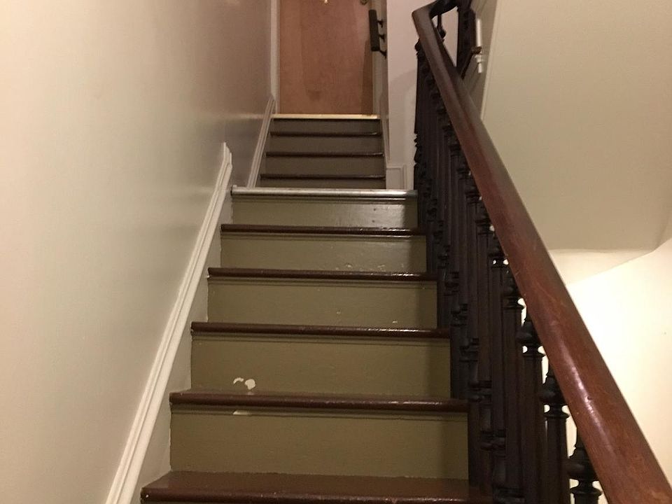 2nd image of 206 W Gay St APT 4