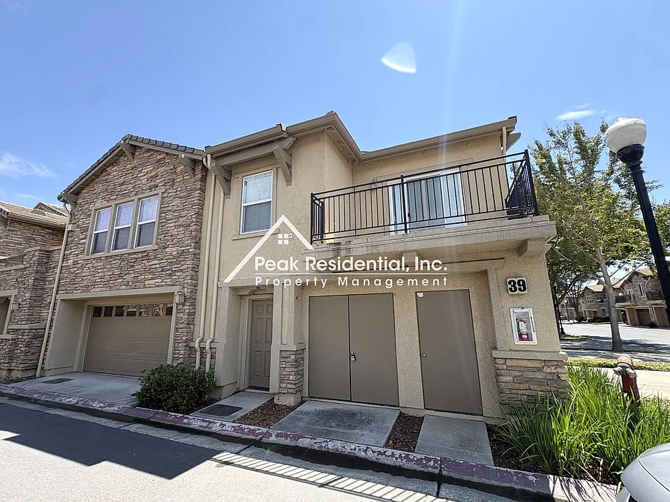 3301 N Park Dr #3913