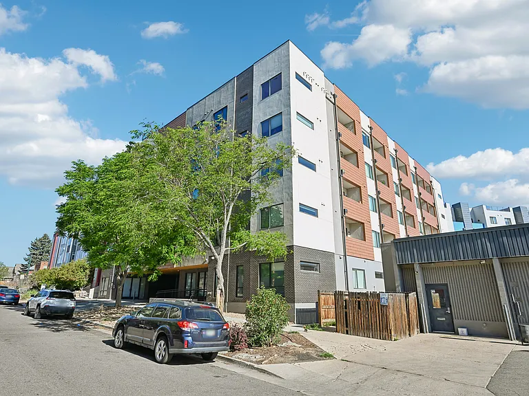 2729 W 28th Ave #505 — Photo 17