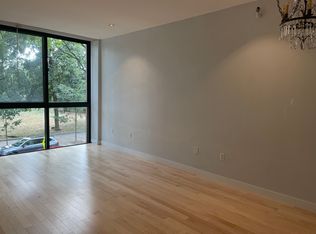 42 8th St APT 3210, Charlestown, MA 02129