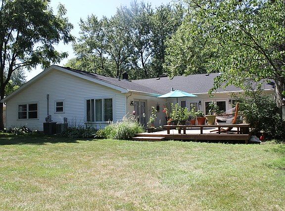 2nd image of 5607 Laurel Ave