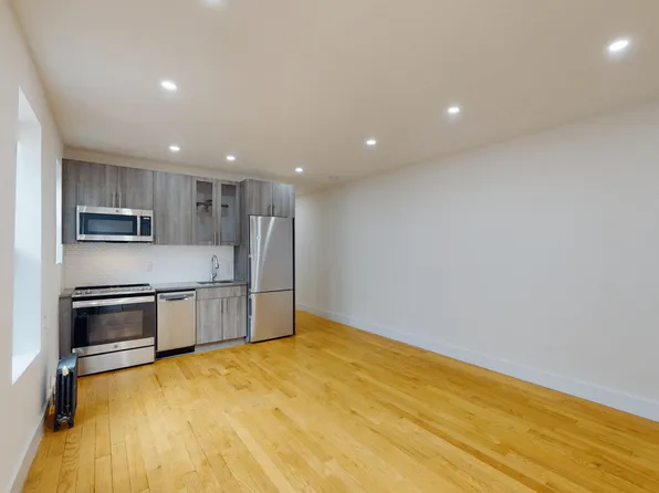 3505 Broadway image 2 of 14