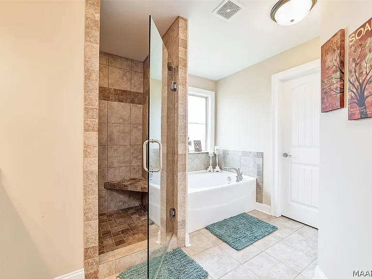 8115 Faith Ct — Photo 24