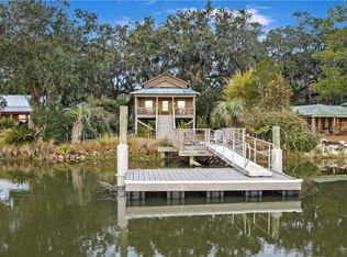 2469 Hird Is, Darien, GA 31305