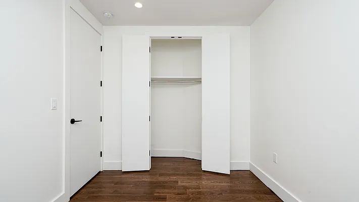 Rented by Nooklyn NYC LLC | media 66