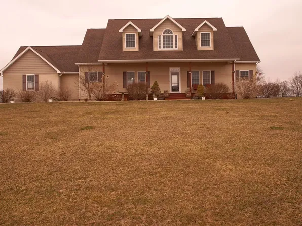 7910 W 300th Rd N, Warsaw, IN 46582