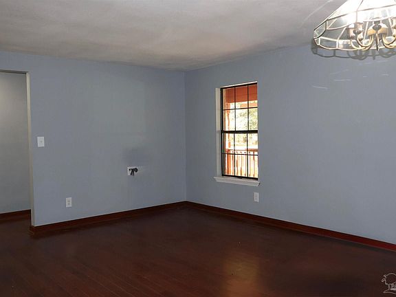 5th image of 111 Cotton Creek Rd