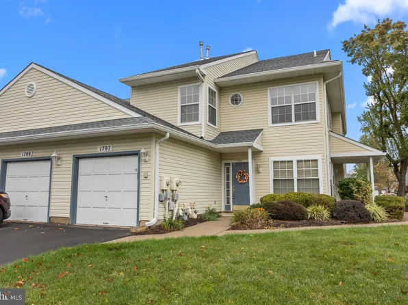 1707 Lynbrooke Dr, Yardley, PA 19067