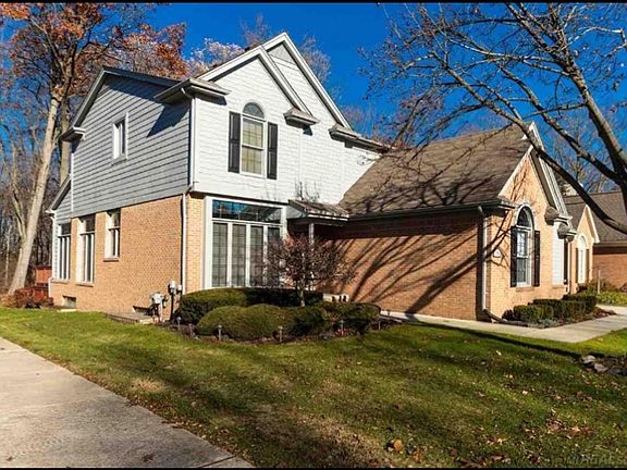 2nd image of 1154 Bluebird Dr