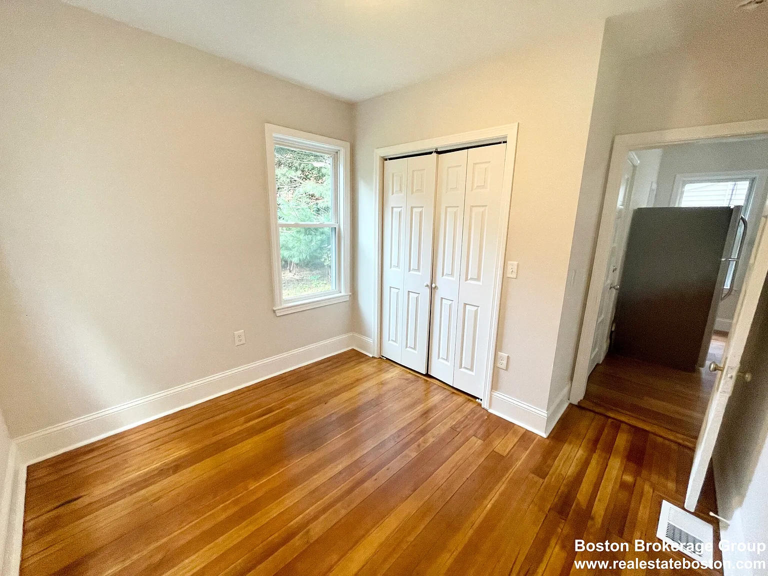 3 bed, 1.0 bath, $3,000 — Photo 3