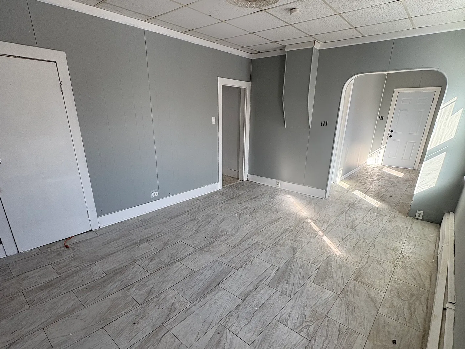 4 bed, $1,600 — Photo 3