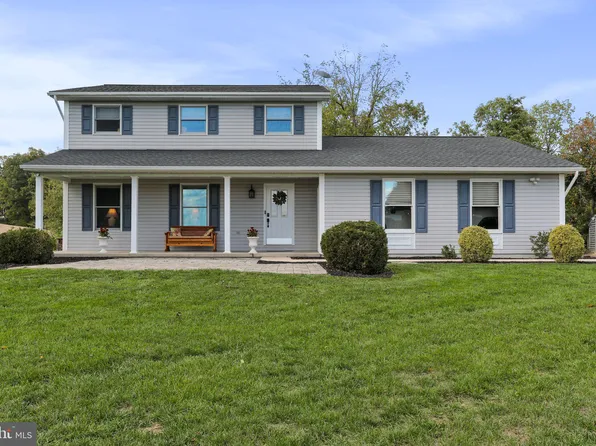 1510 Glen Elen Dr, Chambersburg, PA 17202