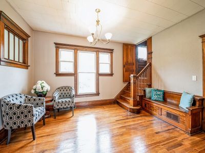 910 14th St, Belle Plaine, IA, 52208