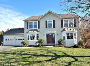 21772 Pinewood Ct, Sterling, VA 20164