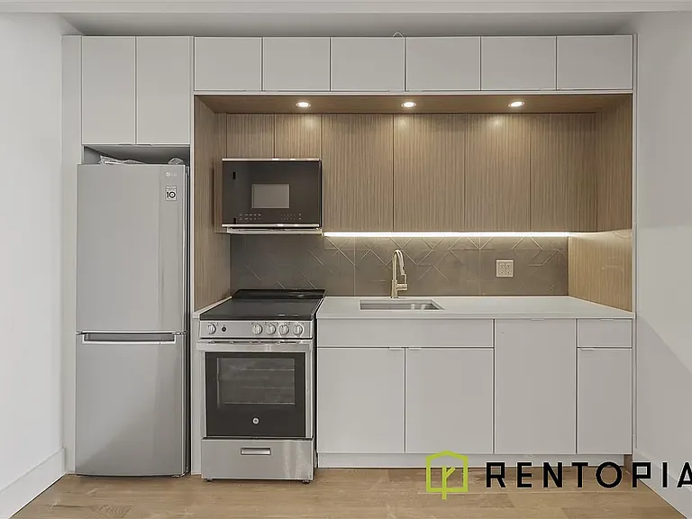 411 Meeker Ave #310D — Photo 3