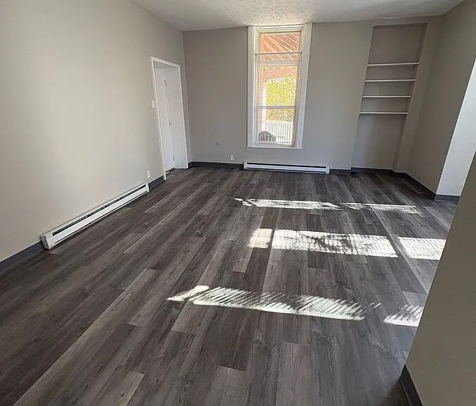 229 N Sandusky St #4 — Photo 6