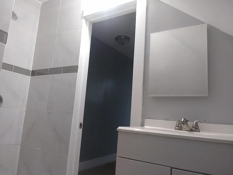 422 Stoddart Ave — Photo 26