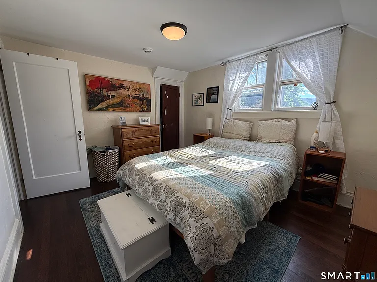 21 Elgin Ave — Photo 25