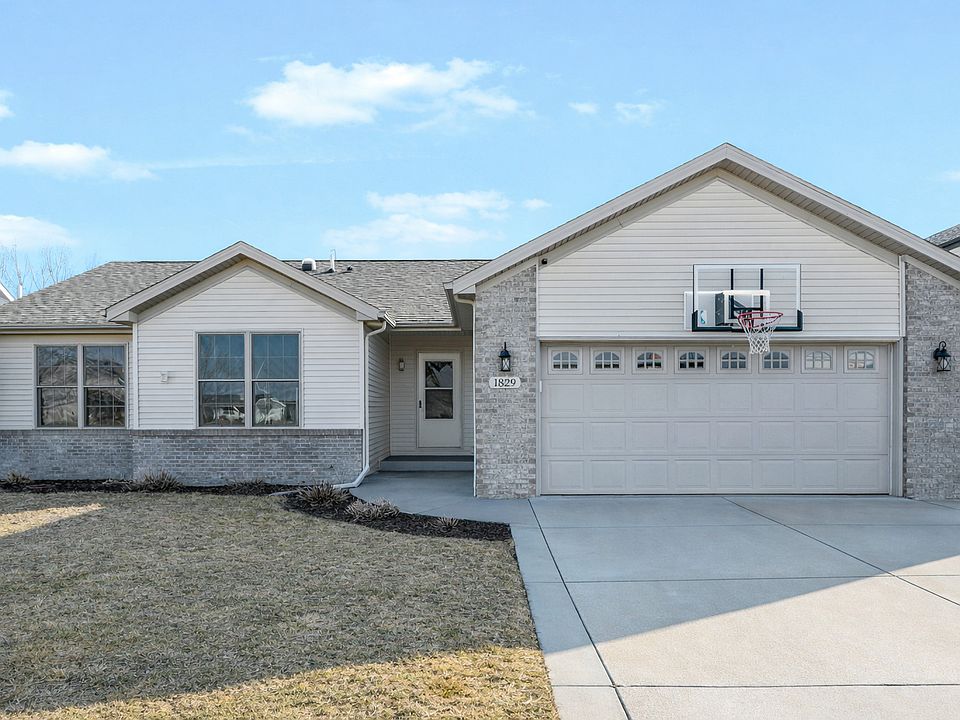 1st image of 1829 Derek Dr