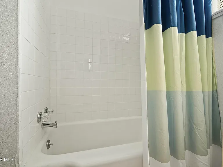 5505 Martin Ln — Photo 14