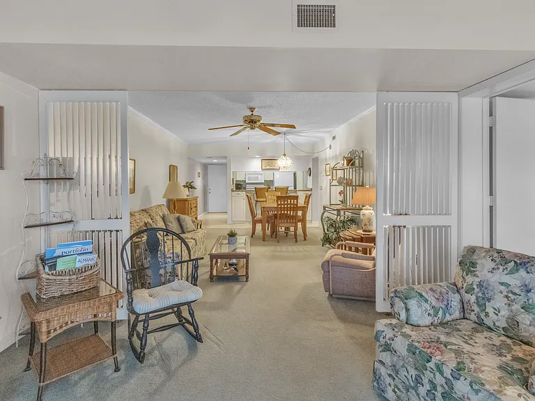 43 Plantation Dr #204 — Photo 22