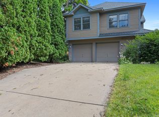 2321 Pillsbury Ave S, Minneapolis, MN 55404