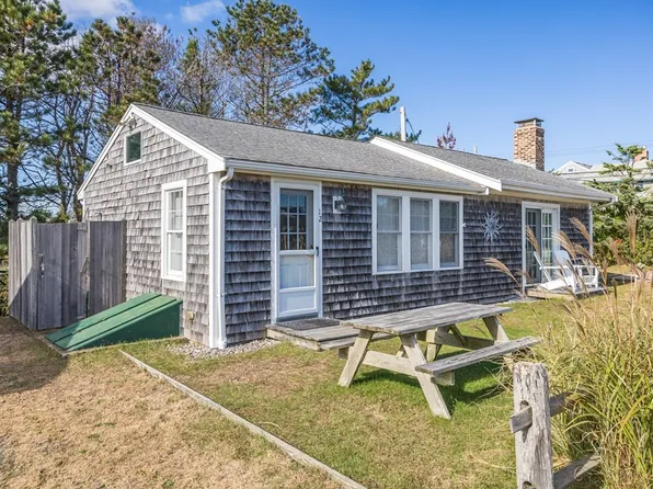 168 N Shore Blvd APT 12, East Sandwich, MA 02537