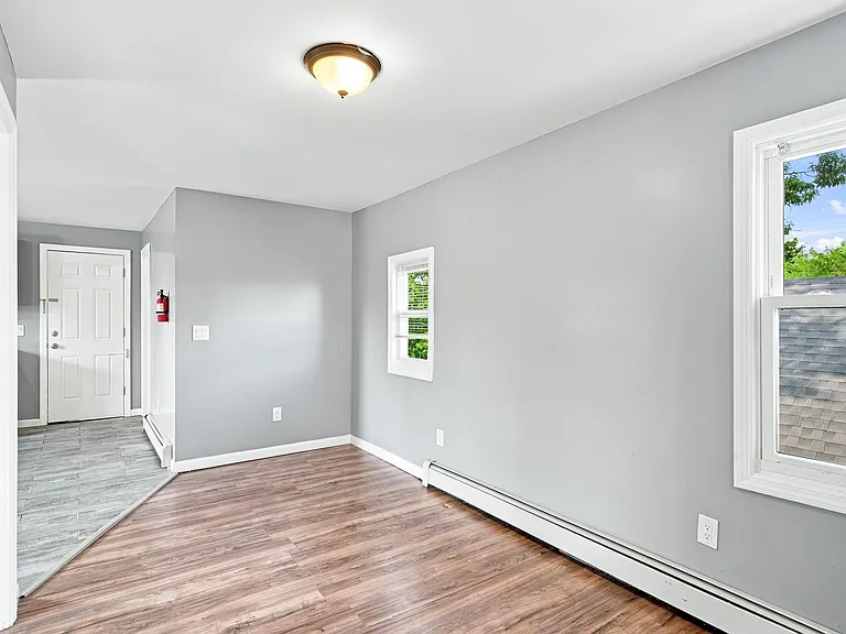 165 Central Pl — Photo 19