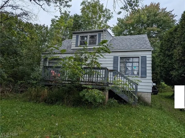 2919 Kendall Rd, Akron, OH 44321