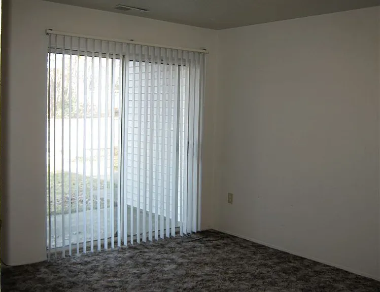 Living Room in B units