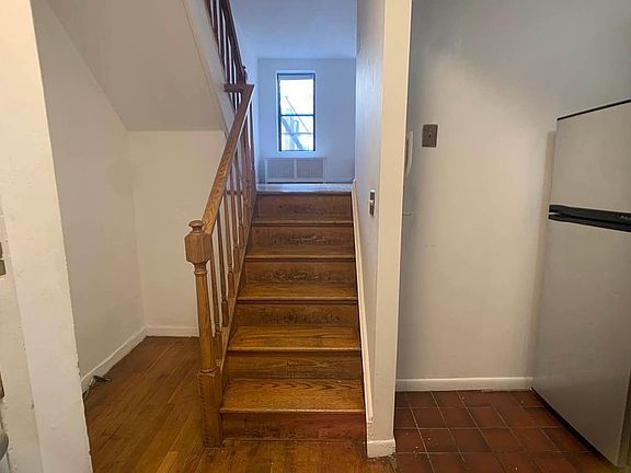 5th image of 1369 1st Ave APT 5B