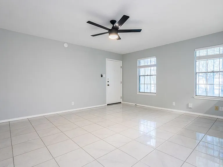 5275 Meadow Rise St #5277 — Photo 12