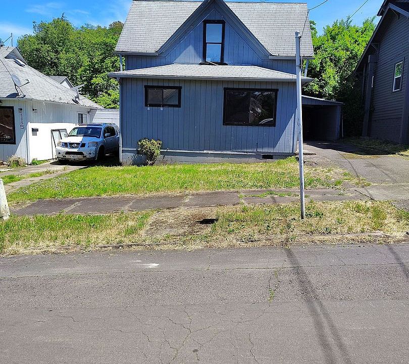 1st image of 365 SE Pitzer St