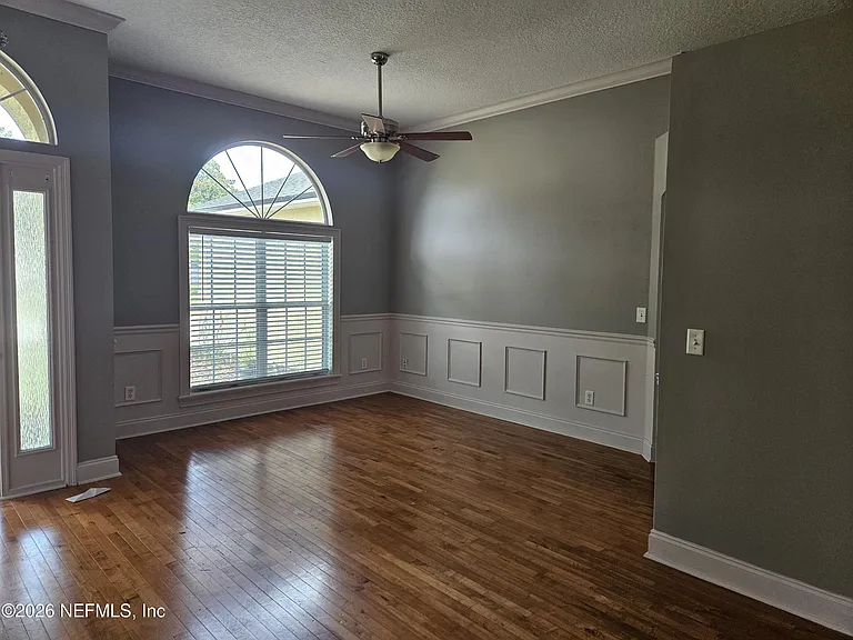2338 Cool Springs Dr N — Photo 8