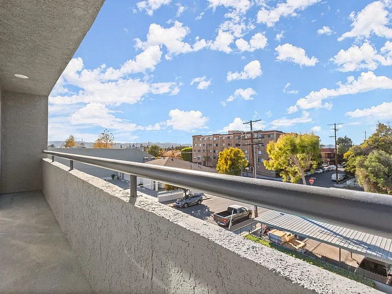 Darby Apartments — Photo 14