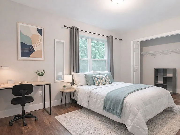 707 E Seneca St. — Photo 33