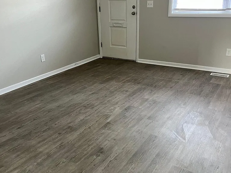 532 Bright Ave #3 — Photo 4
